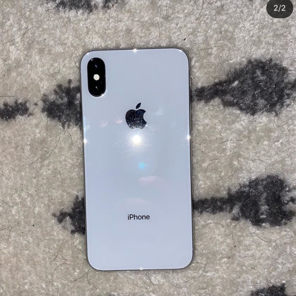 iPhone X